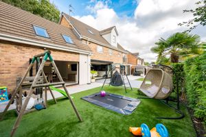 Photo 35- click for photo gallery